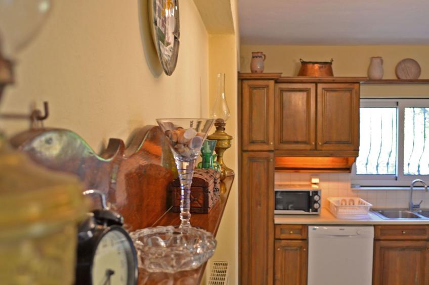 Anwesen mit Garten, Grill und Terrasse - foto 51