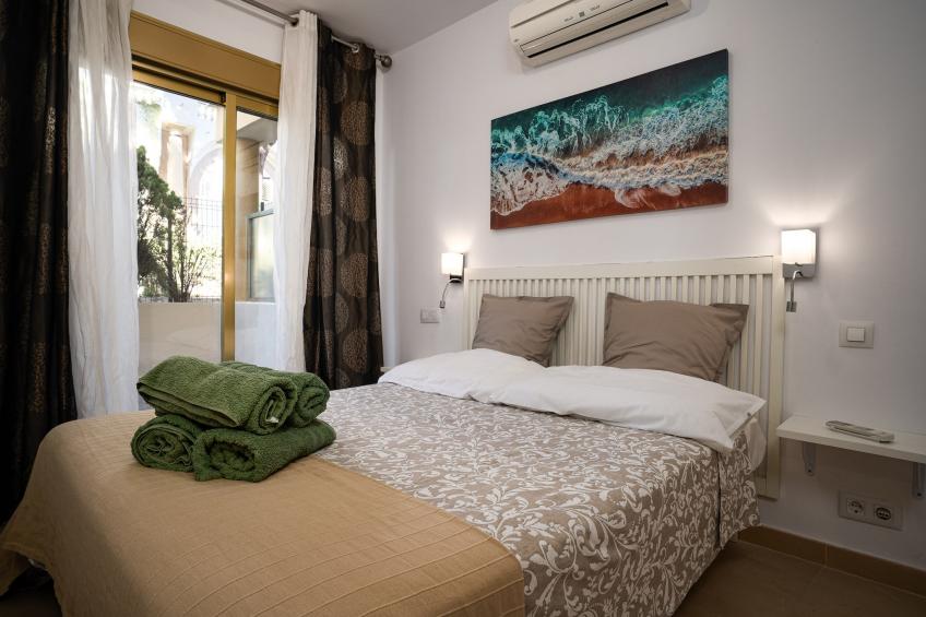 Beachside apartment in Elviria, Romana Playa - foto 26