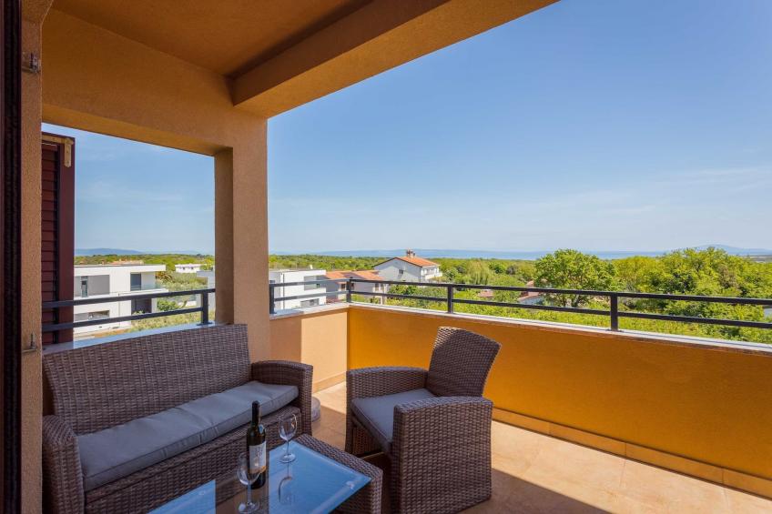 Cesare 5-Modern Apartment with Shared Pool - foto 21