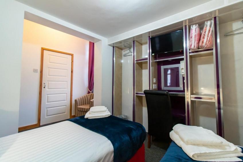 Standard Twin Room - foto 27