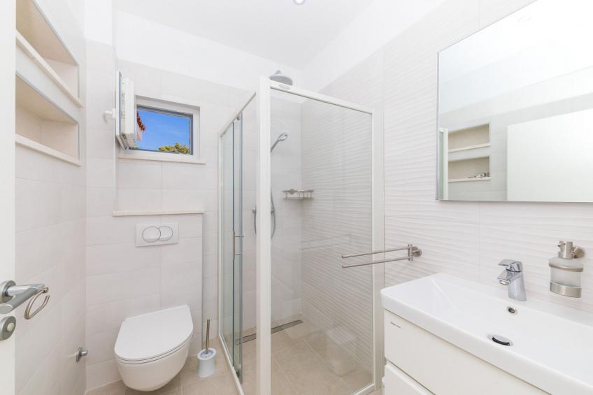 Scenic Elegant Trogir Villa with Pool - Five Bedroom Villa - foto 44