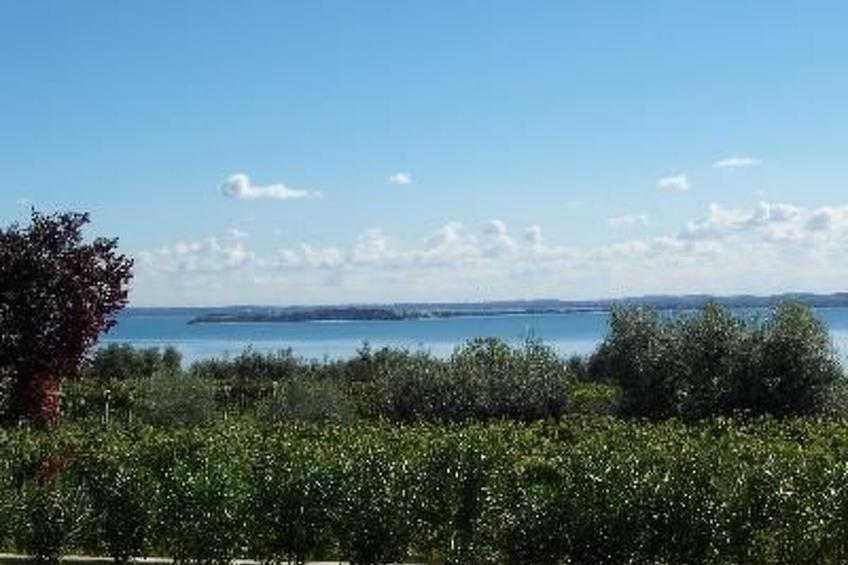 Wohnung mit Balkon, Garten und Seeblick - foto 10