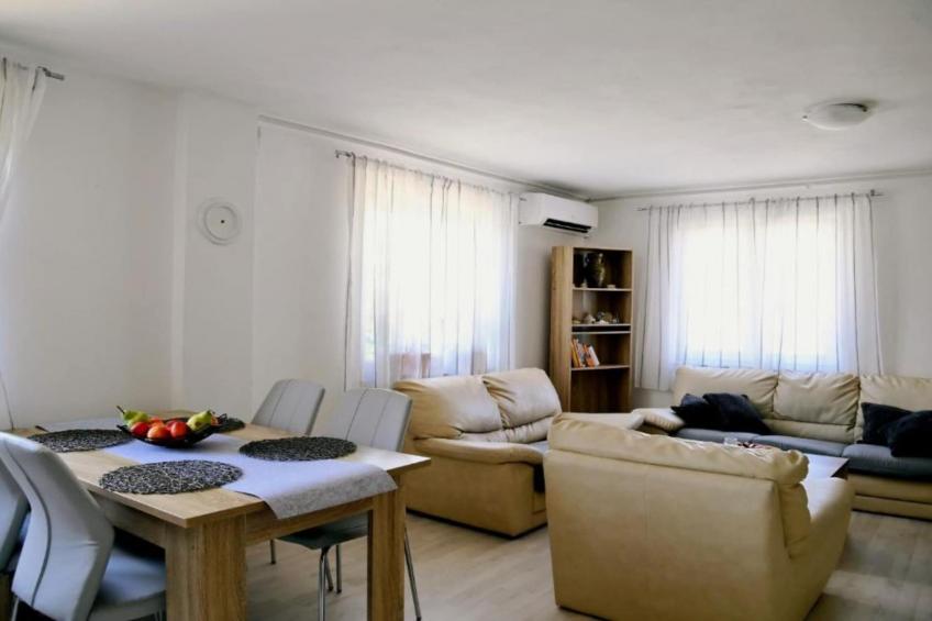 Holiday Home Mumy - Four Bedroom Holiday Home with Pool - foto 3