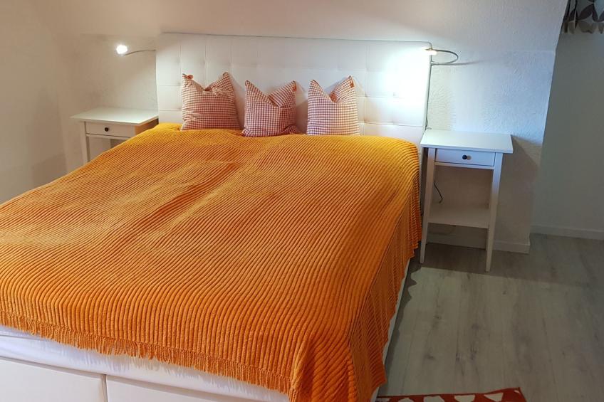 Idyllisches Reetdachhaus mit großem Garten - foto 9