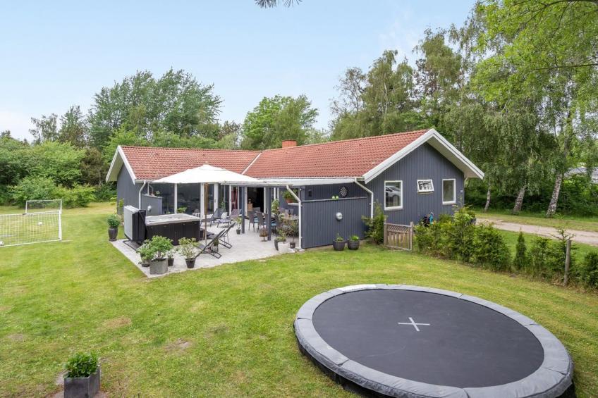 "Sverker" - 300m from the sea in Lolland, Falster and Mon