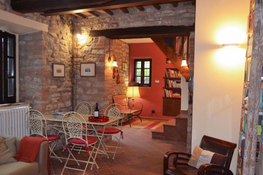 Altes Steinhaus mit Garten - foto 28