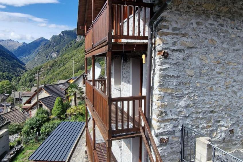 Chalet in den sonnigen Schweizer Südalpen - foto 27