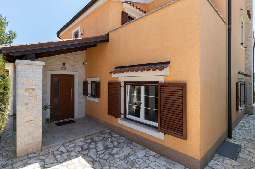 in Pomer mit privatem beheizten Pool und Meerblick - foto 7