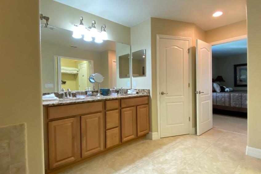 Aktualisiertes Haus mit 4 Schlafzimmern und viel Wohnraum - foto 20