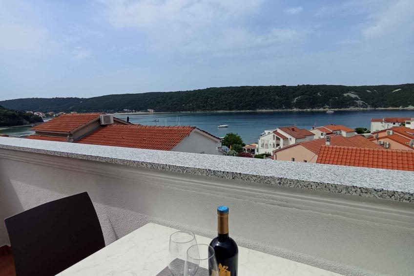 Holiday apartment with terrace and sea view - BF-MRK93