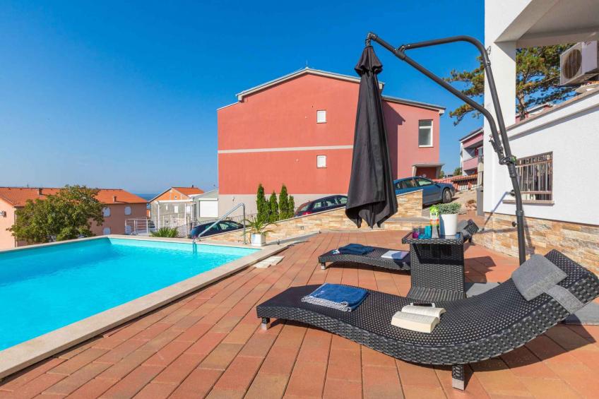 Ferienwohnung mit einem Freibad und Meerblick - BF-R69F4 - foto 8