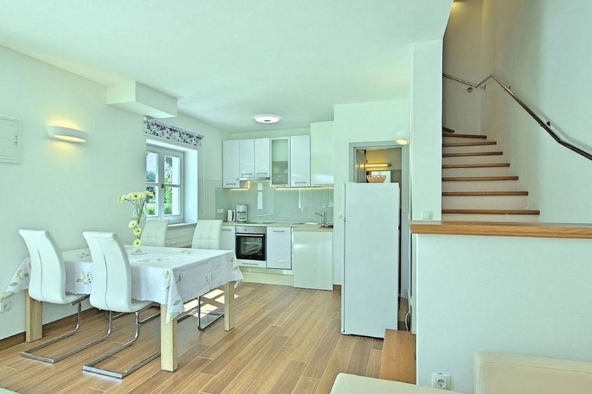 Villa Lenka mit Pool - foto 13