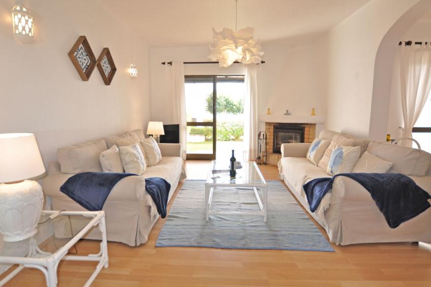 Rustikales, erschwingliches Sommerhaus in Strandnähe