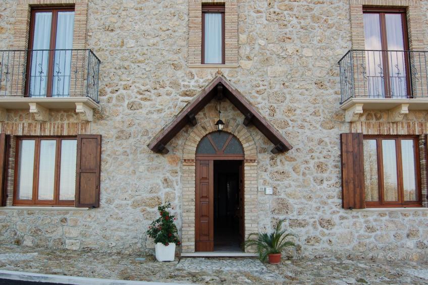 Charmante Wohnung mit Privatparkplatz - foto 11