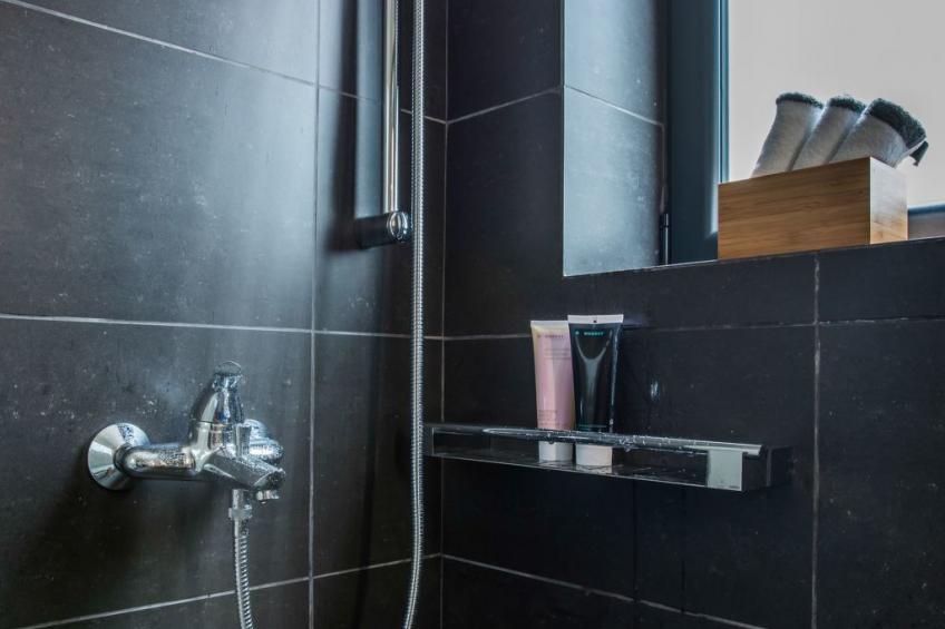 mit Blick auf das Wasser - foto 13