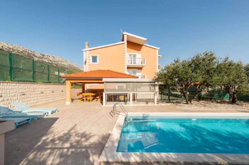 Villa Ana with Outdoor Pool, Sauna and Hot-Tub - Six Bedroom Villa with Outdoor Pool, Sauna and Hot-Tub - foto 38