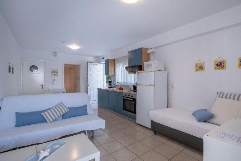 Zesa mit Balkon und Meerblick - foto 3