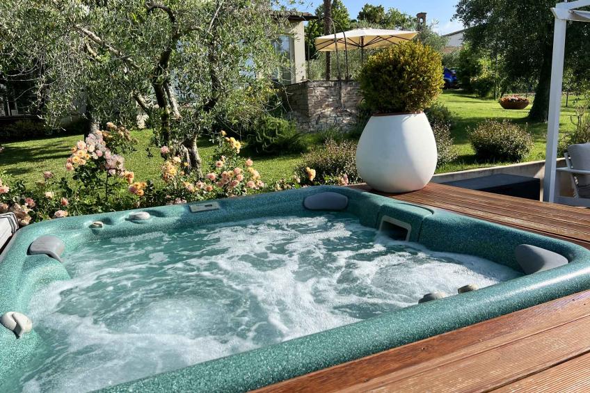 Vakantiehuis met zwembad, whirlpool en solarium - BF-VFWHH - foto 3