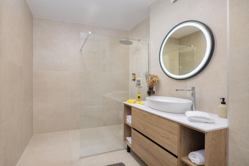 Breathtaking Villa  Vis Five Bedroom Villa with the Pool - foto 42