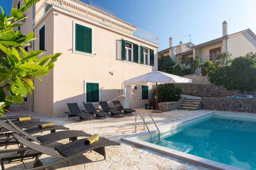 Holiday apartment with pool - BF-X733 - foto 2