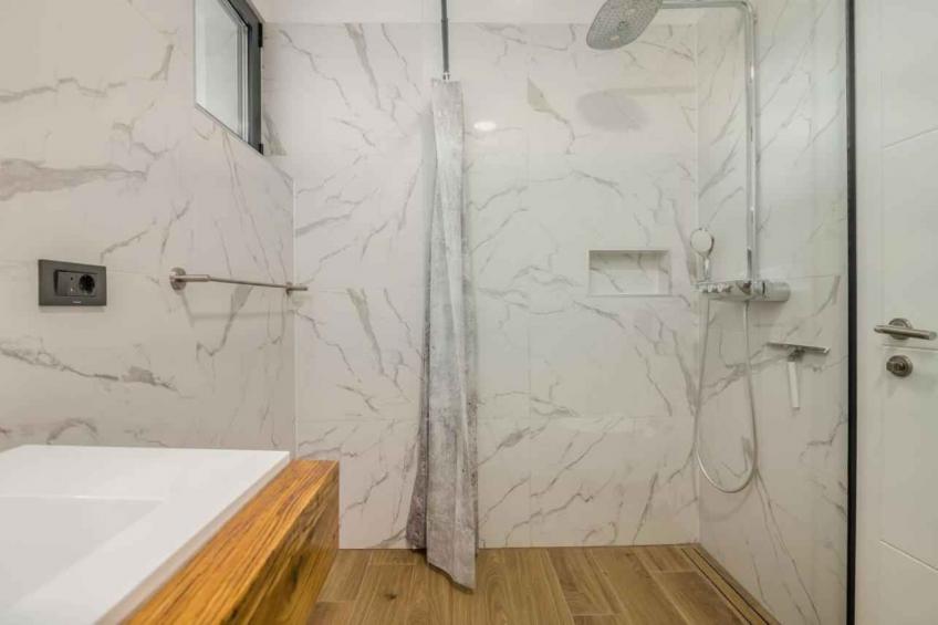 Villa Luxe villa met verwarmd zwembad – Malinska - VW-VBW89 - foto 39