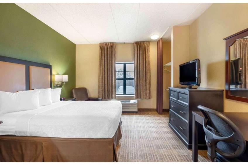 1 Queen Bed | Non-Smoking, Kitchen - foto 22