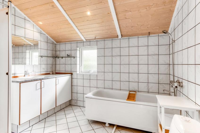 "Winona" - 250m from the sea - foto 15