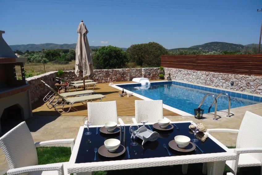 mit Privatpool für 4 Personen  + 2 Kinder ca. 92 m² in Masari, Ägäis (Rhod