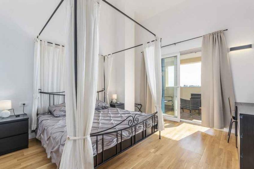 Holiday home with air conditioning and outdoor pool - BF-FF7H8 - foto 18