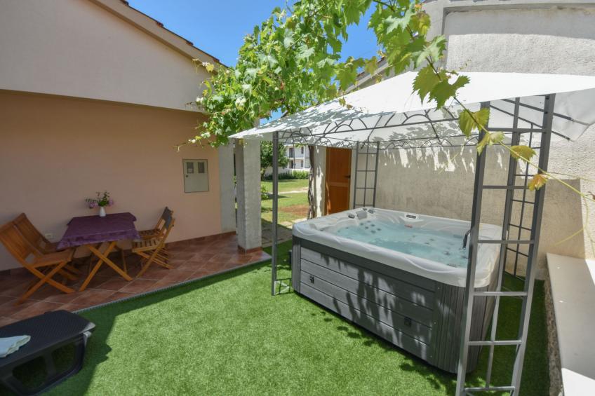 Vakantiewoning - VW-GR56