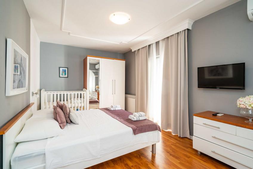 Holiday Home Trojković- Four Bedroom Holiday Home with Terrace and Swimming Pool - foto 44