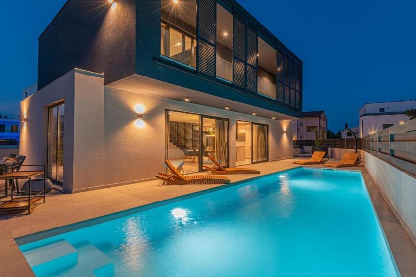 Luxury Contemporary Villa in Vodice with Pool, Sauna and Hot Tub - Four Bedroom Villa with pool - foto 45