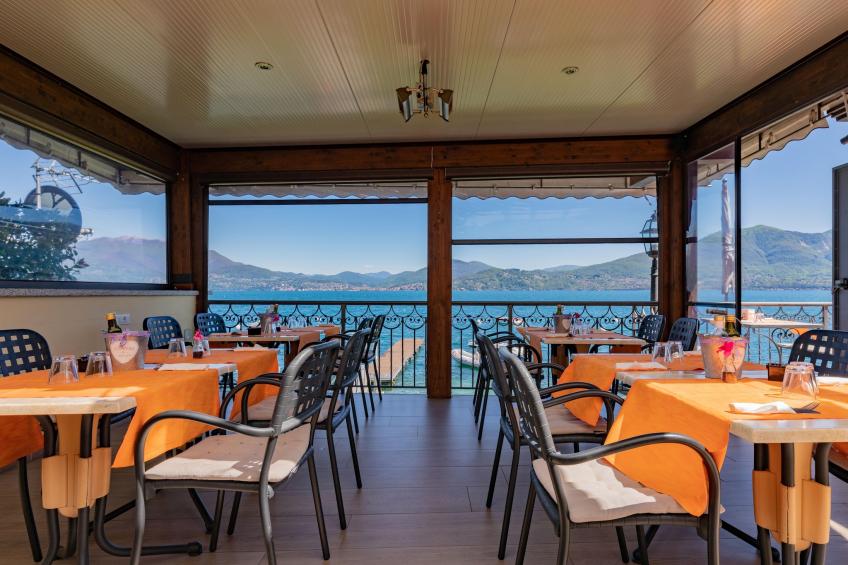 LAGO MAGGIORE - APPARTAMENTO Balcony & Patio VISTA FRONTE LAGO IDEALE PER FAMIGLIE - foto 35