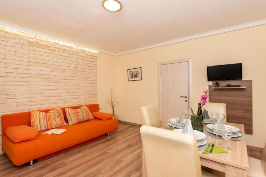 Villa Goldfield - Superior One Bedroom Apartment with Balcony
