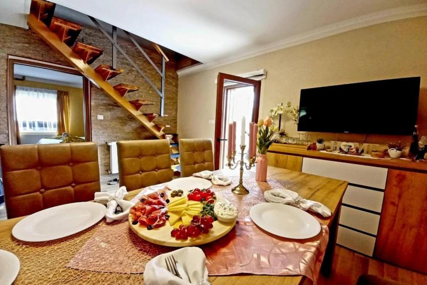 Matan House - Two Bedroom Holiday Home with Hot Tub - foto 6