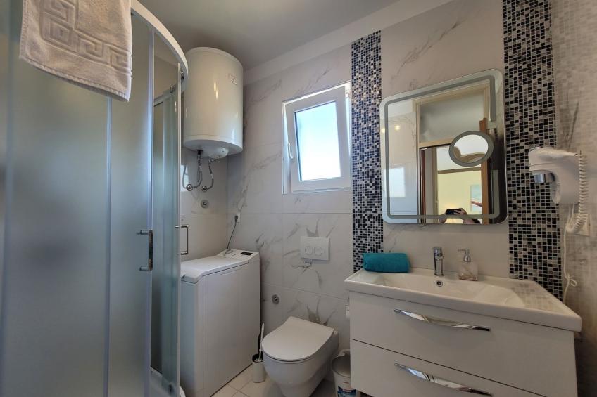 "Danica" mit Balkon - foto 11