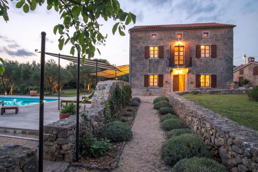 Villa mit Pool, Olivengarten und Meerblick - foto 44