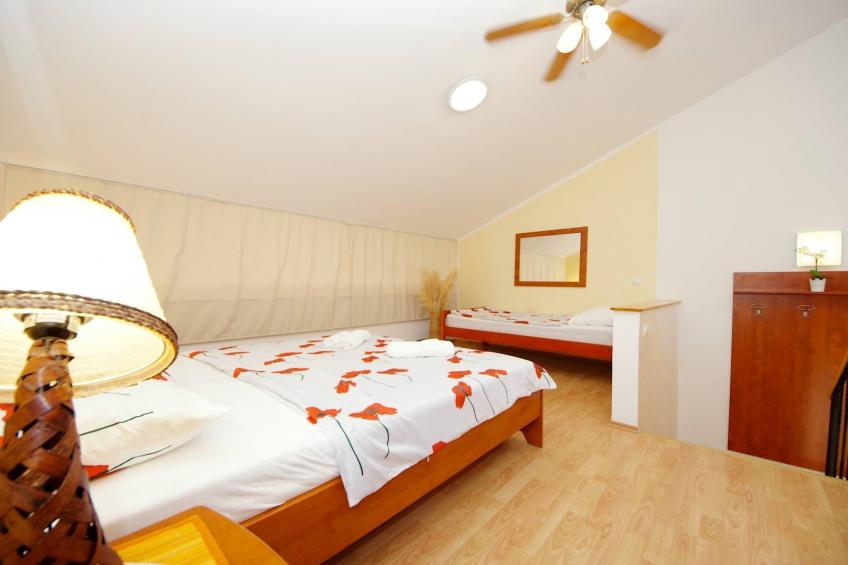 Seafront Apartments Deveron - Studio Apartment with Balcony and Sea View (Jelsa) - foto 7