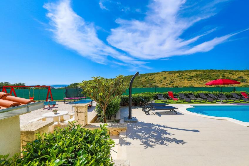 Scenic Elegant Trogir Villa with Pool - Five Bedroom Villa - foto 55