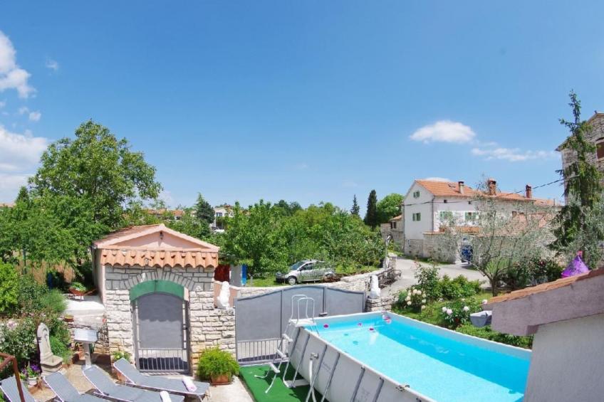 im Dorf Peresiji - foto 7