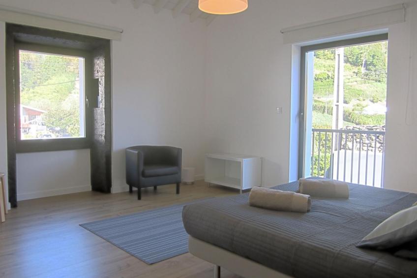 in Furnas mit Terrasse, Garten und Grill - foto 17