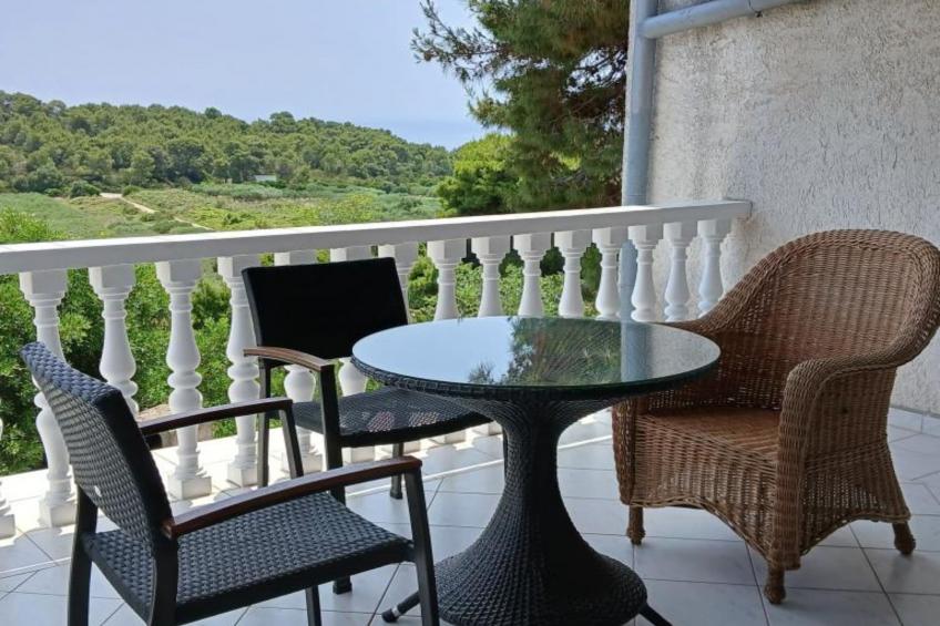 Apartmani Green Oasis - One Bedroom Apartment with Terrace and Sea View - foto 13