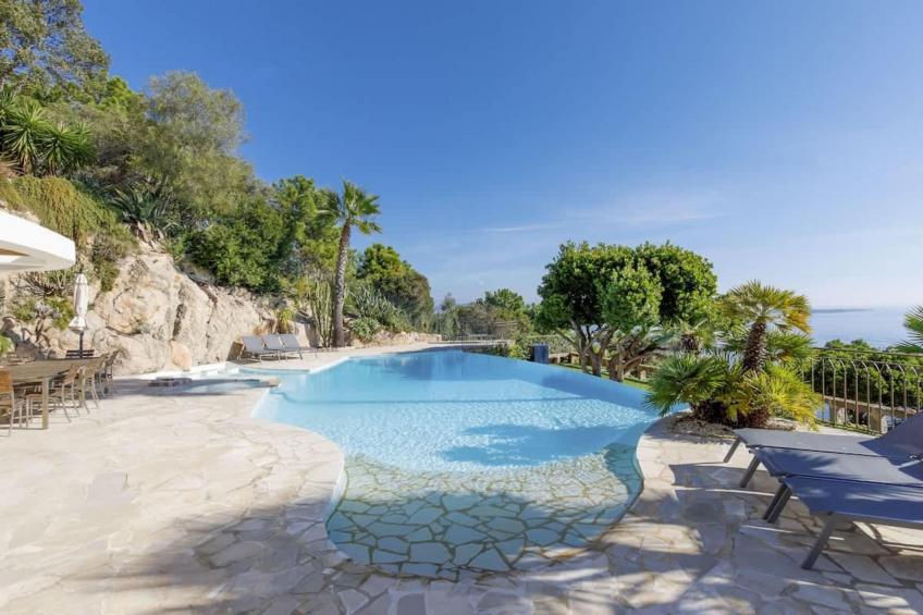 Magnifique villa avec vue sur mer et belle piscine - foto 21