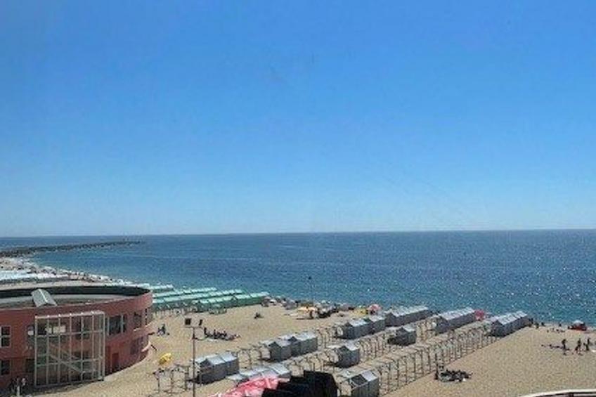 First Line Strandpromenade