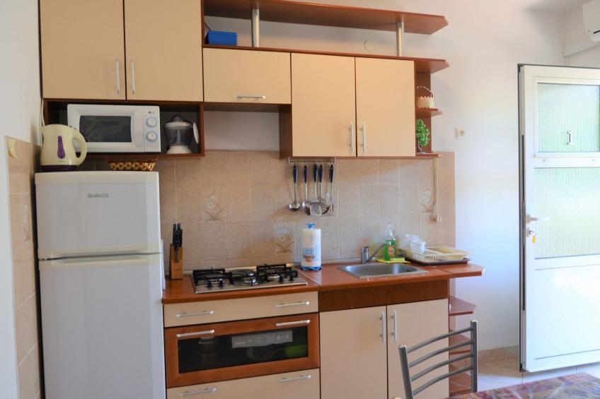 in Poljica mit privatem Parkplatz - foto 19