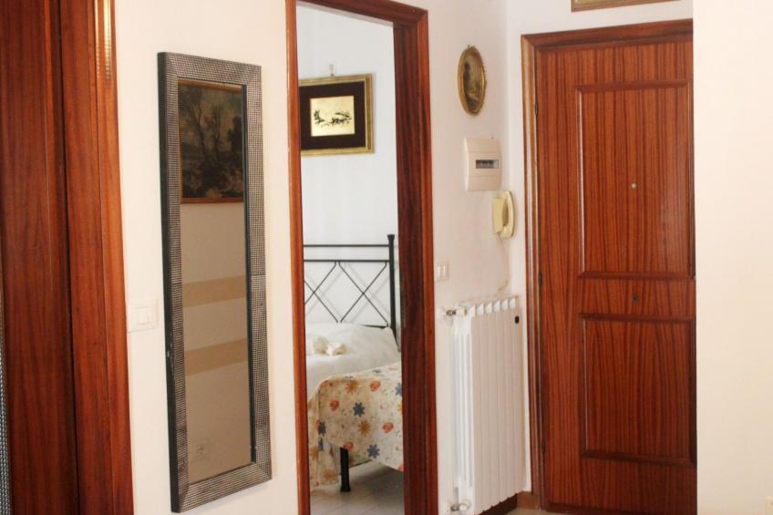 Sehr zentral mit Parkmöglichkeit - foto 12