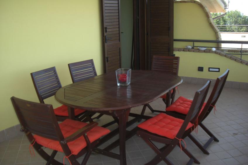 Appartement in Caprioli mit Garten, Terrasse und Grill