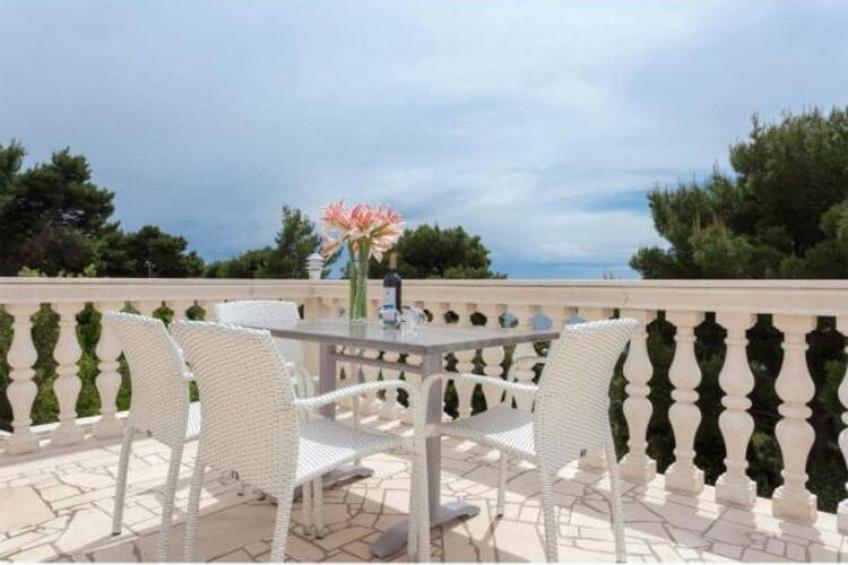 Apartments Villa Dingač - Borak -Standard Two Bedroom Apartment with Balcony and Sea View (Gold)