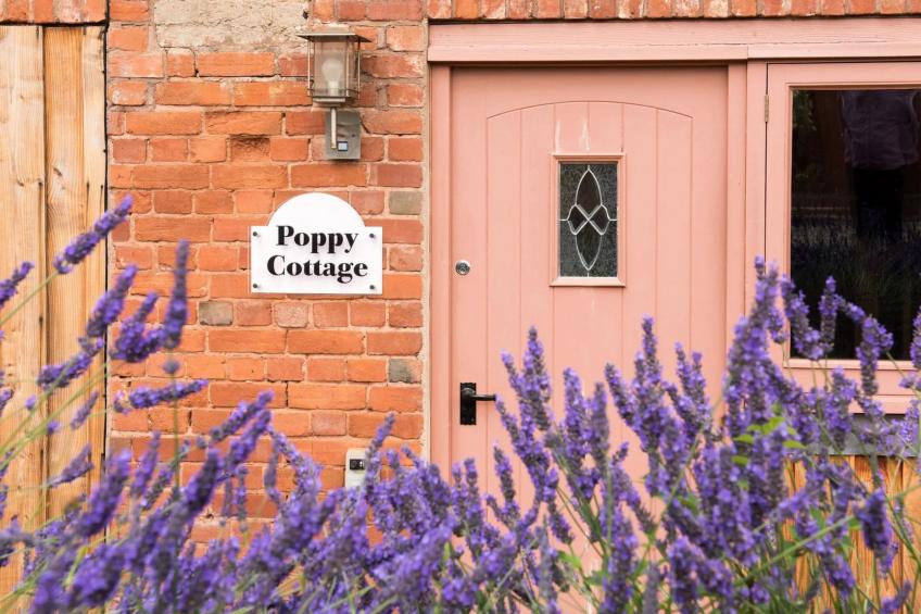 Poppy Cottage, Great Houndbeare Farm
