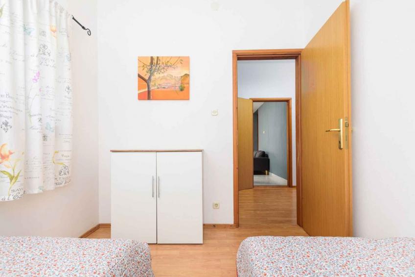 Vakantiewoning met airconditioning en zwembad - BF-C59XJ - foto 23